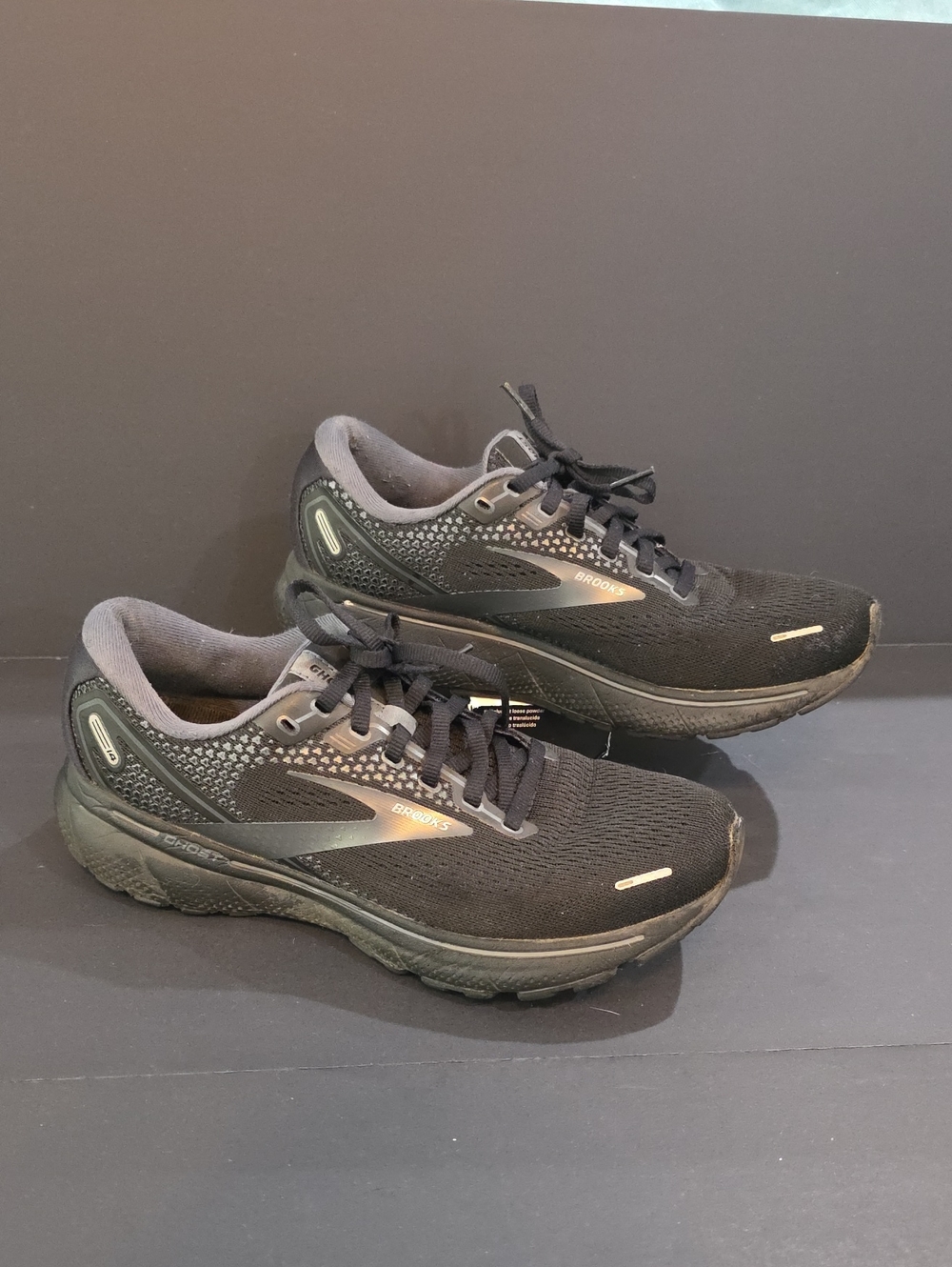 Brooks Ghost 14 Women's Black  Running Shoes with Subtle Gray Accents Size 9